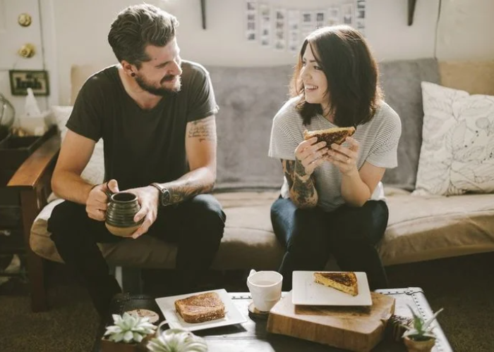 Resultado de imagen para pareja tomando cafe
